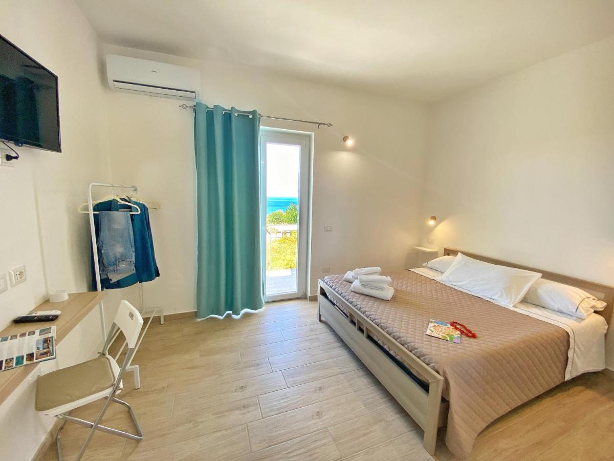 Campus Dei - Tropea Rooms Luaran gambar